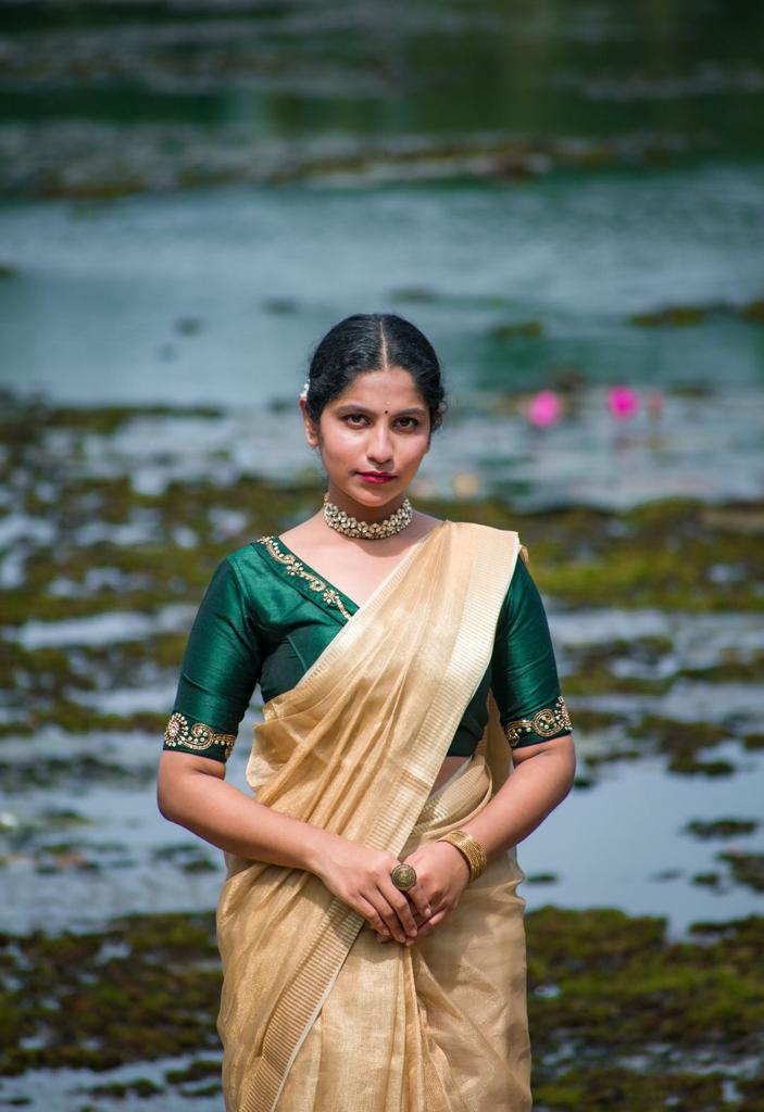 F HOT-L SAREE LAB